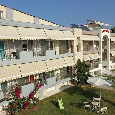 Mavridis Rooms Nikiti  Exteriér fotografie