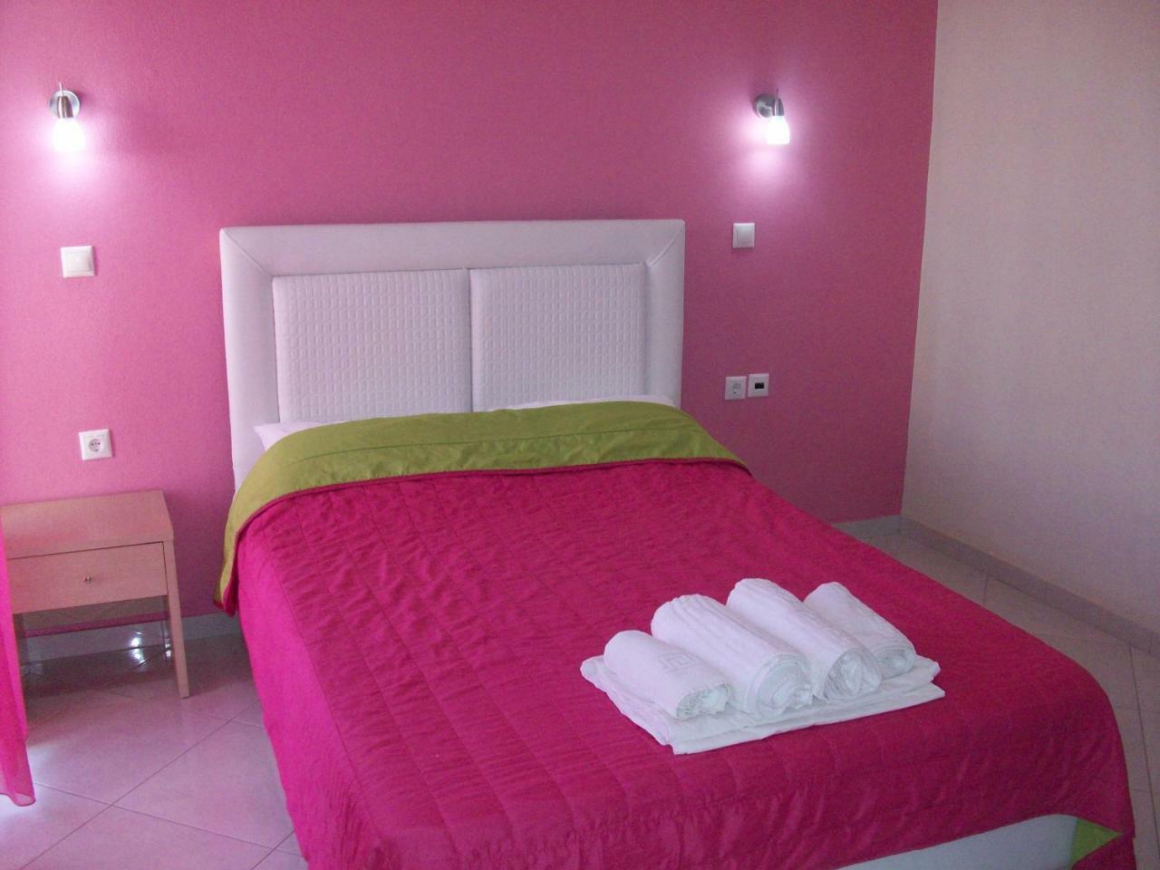 Mavridis Rooms Nikiti  Exteriér fotografie